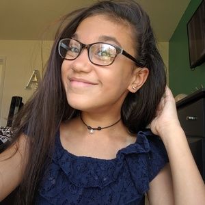 Meet your Posher, Ava